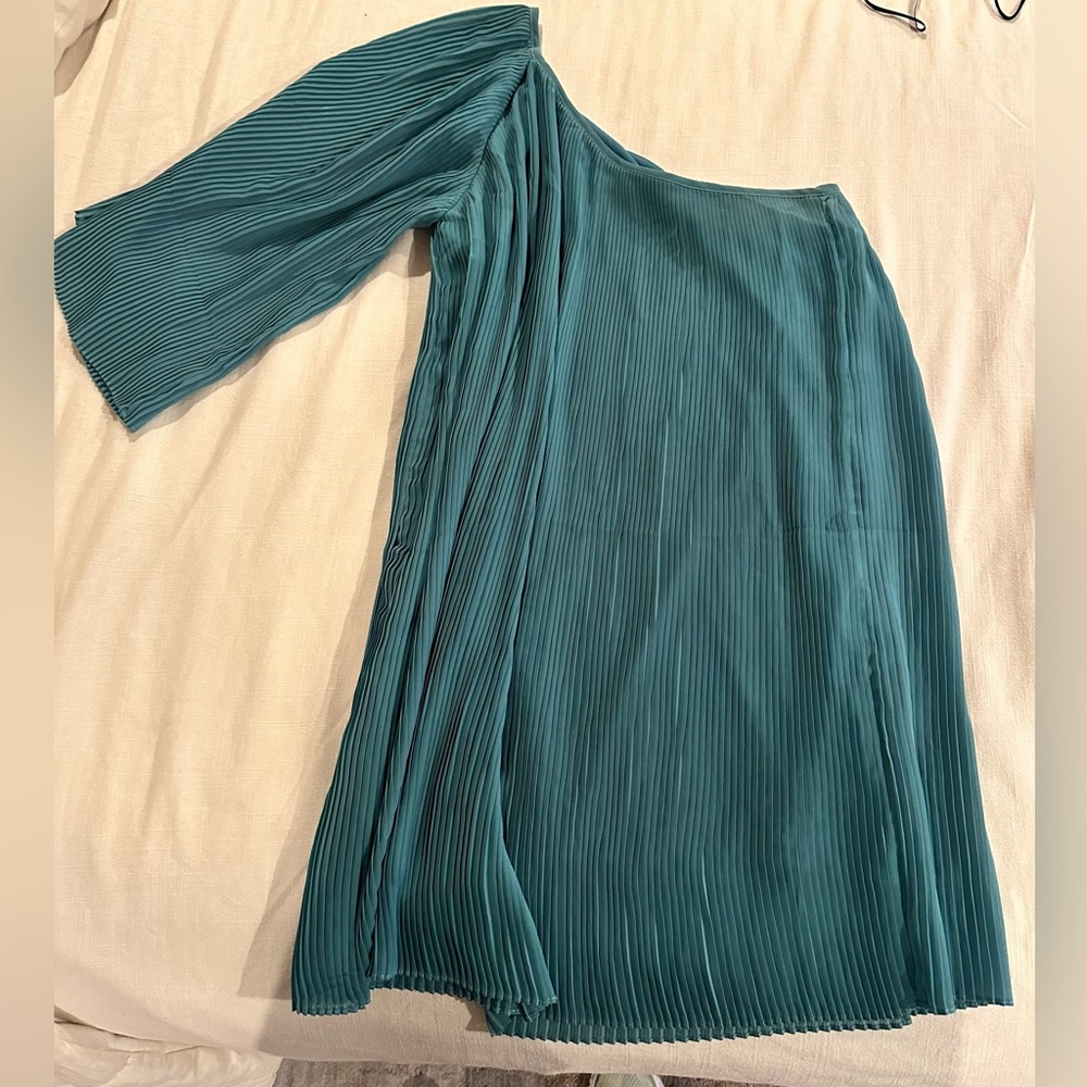 Short teal cocktail dress